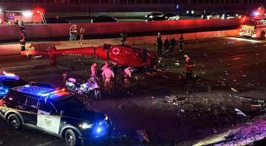 SUA: Un elicopter medical s-a prăbuşit pe autostrada Sacramento, trei persoane sunt în stare critică

