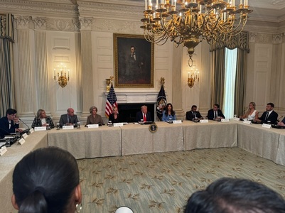 Trump anunţă că ”poate” se va duce la sfârşitul săptămânii în O.Mijlociu. Negocierile între Israel şi Hamas ”avansează foarte bine”, dă el asigurări