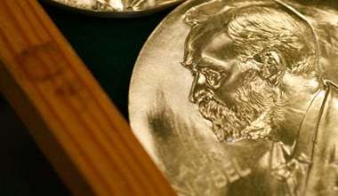 Cine se numără printre cei mai merituoşi laureaţi ai premiului Nobel pentru Pace? Alte curiozităţi şi statistici despre prestigioasa distincţie internaţională