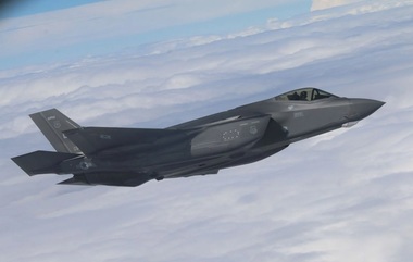 NATO desfăşoară de luni, timp de două săptămâni, un mare exerciţiu de disuasiune nucleară, Steadfast Noon. 2.000 de militari, 71 de avioane de vânătoare, de alimentare cu carburant şi radare, mobilizate, din 14 state membre