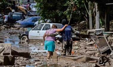 Aproape 130 de morţi şi dispăruţi în Mexic în urma ploilor torenţiale şi a inundaţiilor
