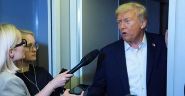 Trump confirmă că-l primeşte pe Zelenski vineri, la Casa Albă