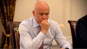 Zelenski le-a retras cetăţenia ucraineană primarului din Odesa, balerinului Serghei Polunin şi unui fost deputat