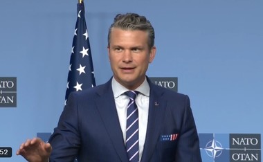Hegseth avertizează Moscova că SUA îi vor „impune costuri”, dacă războiul din Ucraina nu se încheie