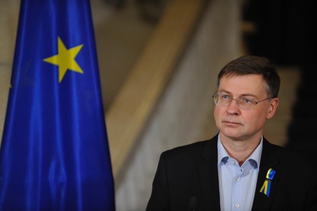 Uniunea Europeană pregăteşte o lege a reparaţiilor de război în vederea reconstrucţiei Ucrainei, anunţă comisarul european al Economiei Valdis Dombrovskis şi îndeamnă statele G7 să facă la fel în privinţa veniturilor generate de active ruseşti blocate pe 