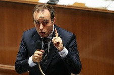 Guvernul premierului francez Sébastien Lecornu supravieţuieşte primelor două moţiuni de cenzură, depuse de stânga radicală şi extrema dreaptă, respinse cu doar 18 voturi în Adunarea Naţională