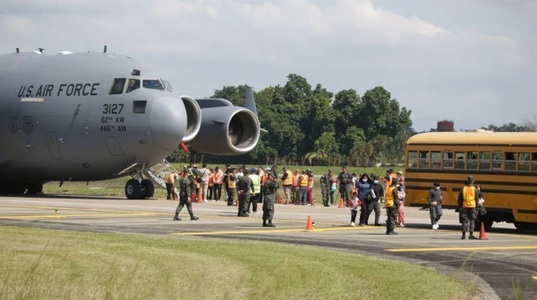 Belize încheie un acord cu Washingtonul prin care acceptă să primească temporar migranţi care cer azil în SUA