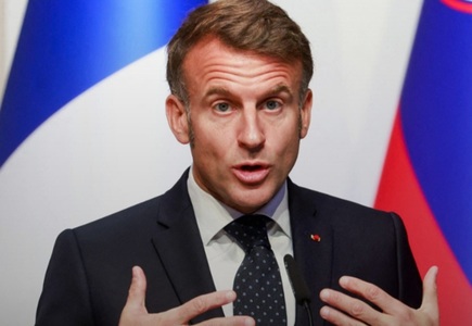 Macron evocă, la Ljubljana, ”posibile perspective ale unui referendum” privind reforma pensionării