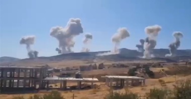 Israelul desfăşoară o serie de atacuri violente în Munţii Anti-Liban, în apropiere de Siria