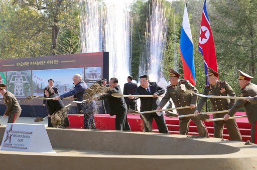 „Eroii noştri i-au distrus pe invadatorii neonazişti”. Kim Jong Un construieşte un monument pentru soldaţii nord-coreeni care au luptat alături de ruşi şi au fost ucişi în războiul din Ucraina