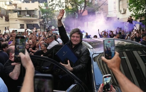 Argentinienii votează în alegeri legislative care decid soarta reformelor lui Milei