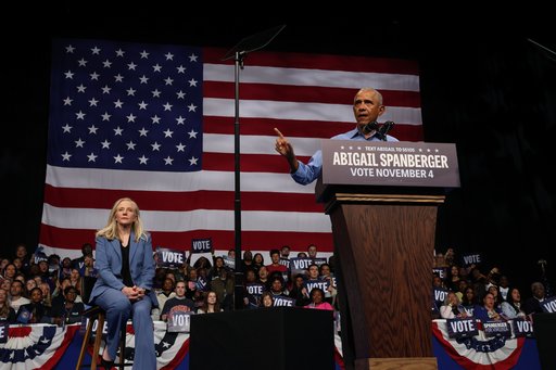 Obama avertizează în privinţa politicilor „haotice” ale lui Trump şi le cere democraţilor să riposteze