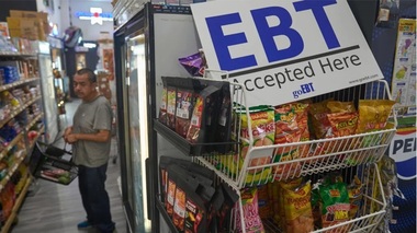 Administraţia Trump anunţă că ajutorul alimentar al 42 de milioane de americani va fi redus la jumătate în noiembrie, din cauza shutdown-ului