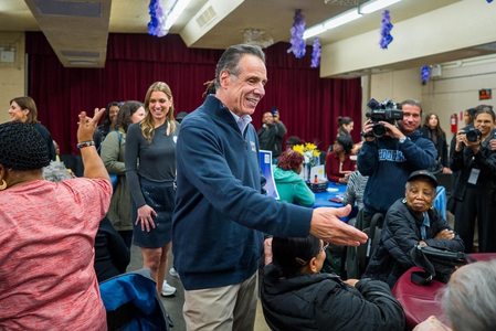 Trump îl susţine pe Andrew Cuomo pentru funcţia de primar al oraşului New York
