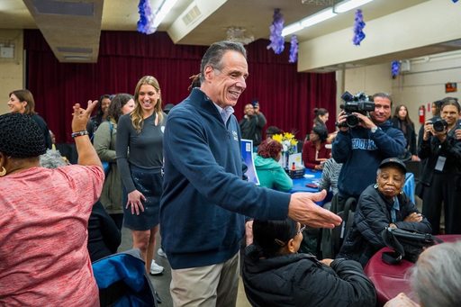 Trump îl susţine pe Andrew Cuomo pentru funcţia de primar al oraşului New York
