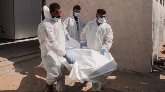 Spitalul Nasser din Fâşia Gaza anunţă că a primit cadavrele a 15 palestinieni, după predarea rămăşiţelor unui militar israeliano-american, Itay Chen. Hamas acuză din nou Israelul că refuză să transmită liste cu numele persoanelor pe ale căror rămăşiţe le 