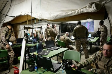 Reportaj AFP la Dacian Fall:Discreţia, garanţia supravieţuirii posturilor de comandament în războiul de mare intensitate