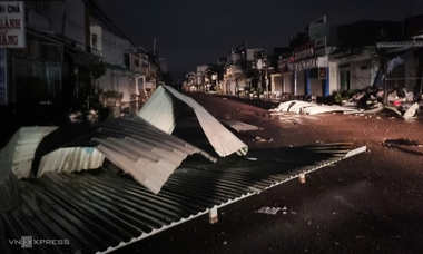 Taifunul Kalmaegi aduce ploi şi distrugeri în Vietnam, în timp ce în Filipine bilanţul morţilor se apropie de 200