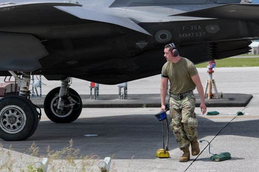 Personalul local al unor baze militare americane din Italia nu a fost plătit din cauza shutdown-ului. Roma cere Washingtonului să găsească o soluţie