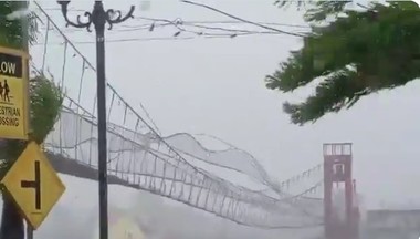 Peste un milion de persoane au fost evacuate în Filipine din calea super-taifunului Fung-wong, care a provocat deja moartea a două persoane - VIDEO