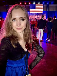 O activistă germană de extremă dreapta solicită azil politic în SUA. Cazul ei ar putea deveni emblematic în dezbaterea transatlantică despre libertatea de exprimare

