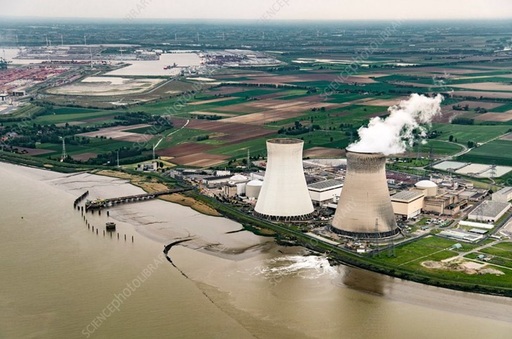 Trei drone detectate deasupra Centralei Nucleare Doel, în Belgia