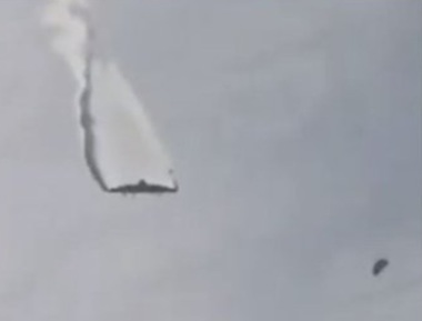 Un avion militar turc de marfă de tip C-130, care zbura din Azerbaidjan către Turcia, se prăbuşeşte la frontiera dintre Georgia şi Azerbaidjan, anunţă Ankara. Avionul s-a prăbuşit în regiunea Sighnaghi, la aproximativ cinci kilometri după ce a trecut frontiera