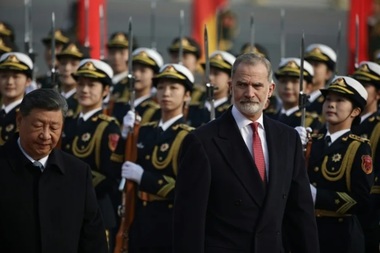 Regele Spaniei Felipe al VI-lea, în vizită de stat în China, la 18 ani după tatăl său