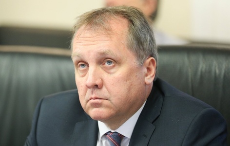 Rusia este gata să reia negocierile cu Ucraina la Istanbul, afirmă un oficial al Ministerului de Externe. El susţine că la summitul din Alaska Trump a acceptat condiţiile maximaliste ale Moscovei, dar Kievul şi europenii le-au respins