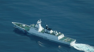 O formaţie de nave a Pazei de Coastă chineze traversează apele Insulelor Senkaku administrate de Japonia