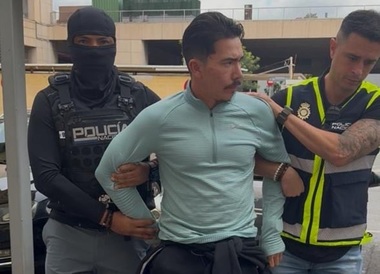 Presupusul lider al celei mai puternice şi violente organizaţii criminale din Ecuador, arestat în Spania. Ar fi responsabil pentru cel puţin 400 de morţi. Anunţul preşedintelui Daniel Noboa