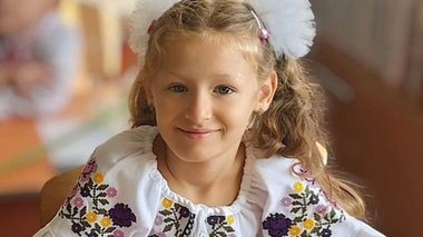 Amelka, o fetiţă poloneză de 7 ani, printre victimele atacului rus asupra oraşului Ternopil. Numărul morţilor a ajuns la 31