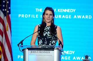 Nepoata lui JFK, Tatiana Schlossberg, anunţă că a fost diagnosticată cu cancer în stadiu terminal