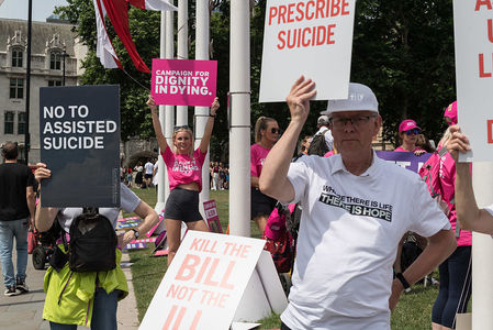 Slovenii au votat împotriva legalizării sinuciderii asistate