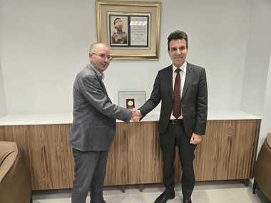 Tunisia: Abasadorul UE, convocat de preşedinte, care este nemulţumit de o întâlnire între diplomat şi reprezentantul unui puternic sindicat / Tensiunile sociale escaladează în ţară