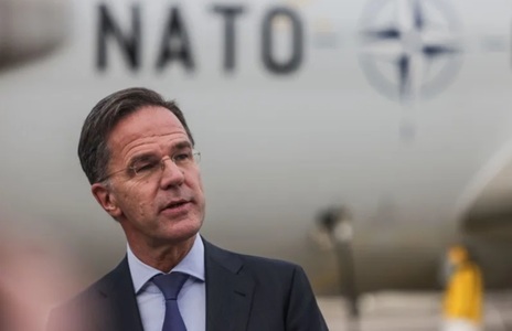 Rutte întredeschide uşa NATO Ucrainei, estimează că războiul se poate încheia până la sfârşitul lui 2025 şi avertizează că Rusia rămâne o ameninţare pe termen lung în pofida planului lui Trump. ”Suntem cu toţii pe flancul de est”, declară el într-un inter