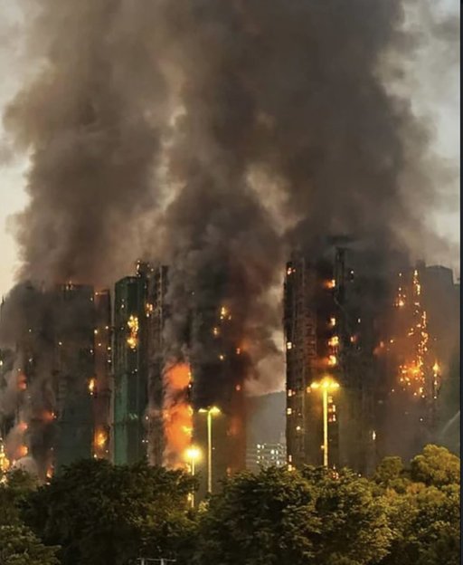 Trei bărbaţi, arestaţi pentru „neglijenţă gravă” în cazul incendiului din Hong Kong, soldat cu cel puţin 40 de morţi