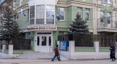 Parlamentul R.Moldova închide prin vot Centrul rus de Ştiinţă şi Cultură de la Chişinău