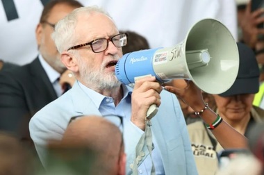 Jeremy Corbyn lansează un nou partid ”socialist”, ”Your Party”, la un Congres la Liverpool, într-un peisaj divizat al stângii