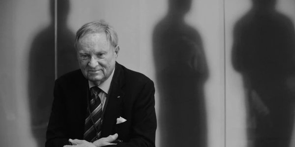 Fondatorul Dignitas a murit prin sinucidere asistată, la vârsta de 92 de ani