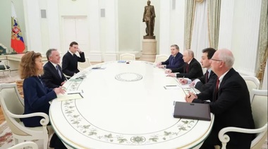 UPDATE-Putin, Witkoff şi Kushner nu ajung la un ”compromis” cu privire la teritoriile ocupate de Rusia în Ucraina, după o întâlnire de cinci ore la Kremlin, anunţă Uşakov. Dmitriev cataloghează întâlnirea drept ”pozitivă”