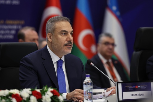 Ankara afirmă că atacurile „extrem de înfricoşătoare” asupra petrolierelor legate de Rusia ameninţă siguranţa în Marea Neagră. Turcia, România şi Bulgaria analizează măsuri pentru a spori securitatea