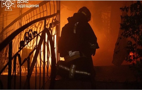 Zeci de mii de ucraineni au rămas fără curent electric şi căldură, inclusiv în Odesa, ca urmare a atacurilor ruseşti