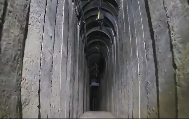 Israelul anunţă că a ucis aproximativ 40 de militanţi Hamas prinşi în tunelurile din Gaza