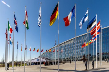 NATO îşi restructurează comanda pentru a spori securitatea nordului. Mai multe ţări europene, inclusiv Regatul Unit, vor ţine de comandamentul Norfolk din SUA