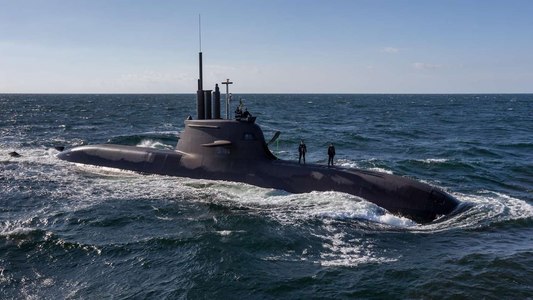 Norvegia comandă submarine şi rachete cu rază lungă de acţiune constatând „intensificarea activităţii forţelor ruse” în regiune