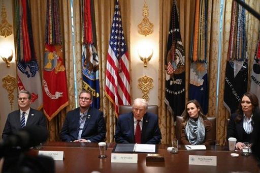 Trump anunţă un ajutor în valoare de 12 miliarde de dolari destinat agricultorilor, afectaţi de taxele sale vamale
