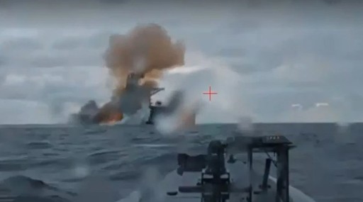 Ucrainenii susţin că au lovit în Marea Neagră încă un petrolier din flota-fantomă a Rusiei - VIDEO