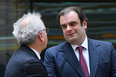 Răsturnare ironică de situaţie: De la Grexit, la preşedintele Eurogrup. Ministrul elen al finanţelor, Kyriakos Pierrakakis, l-a învins pe viceprim-ministrul belgian Vincent Van Peteghem în cursa pentru preşedinţia Eurogrup