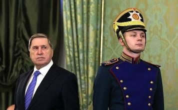 Kremlinul sugerează că s-ar putea să nu-i convină propunerile modificate ale acordului de pace şi afirmă că o încetare a focului este posibilă numai după retragerea Kievului din Donbas. În teritoriile respective va fi desfăşurată Garda Naţională rusă